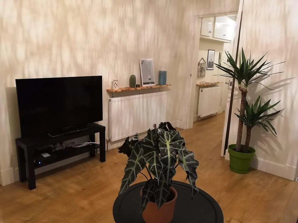 Edinburgh , Leith , Shore , Super Flat Hotel Apartamento